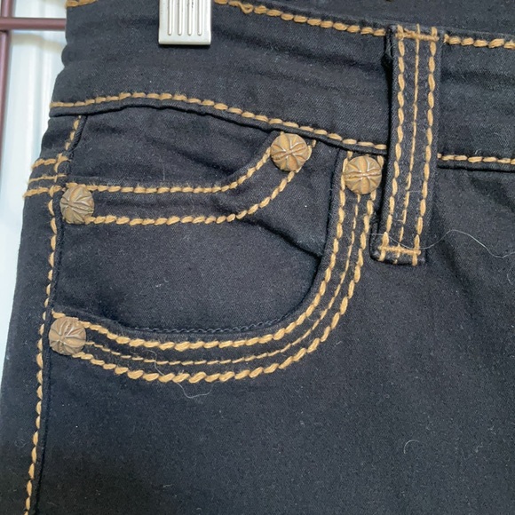 Caché Contour Collection Flared Jeans - Picture 4 of 8